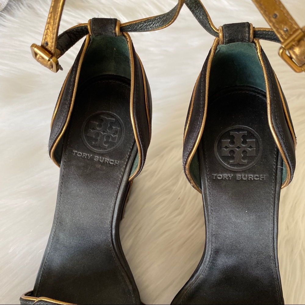 Tory Burch women satin wedges with golden elements - Picture 4 of 16